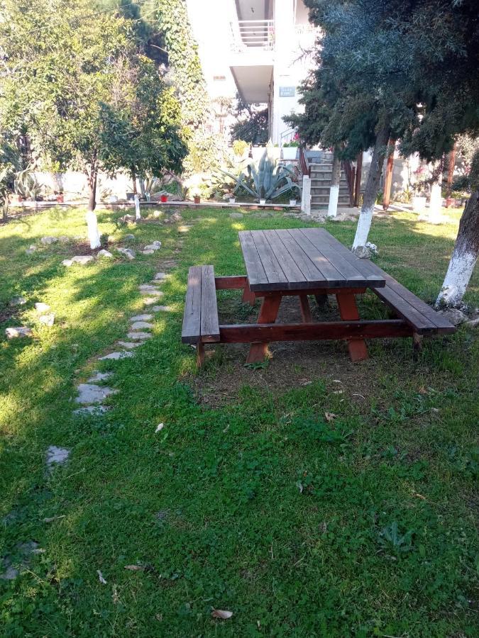 Sofia'S Garden Apartment Nea Peramos  Luaran gambar